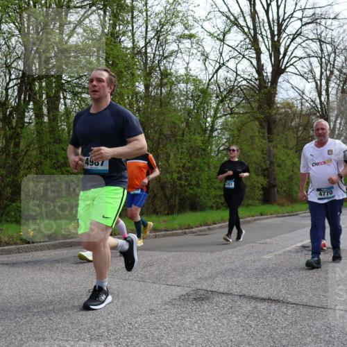 12.04.2026 - 45. Internationalen Wilhelmsburger Insellauf Yannick Fuchs http://msf.ph/oto/9506497 12.04.2026 13:00:51 Laufen 4967, 80, 3261, 24, 4770 meine-sportfotos.de