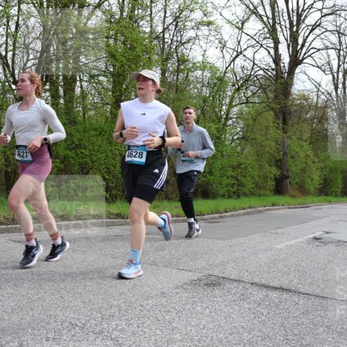 12.04.2026 - 45. Internationalen Wilhelmsburger Insellauf Yannick Fuchs http://msf.ph/oto/9506557 12.04.2026 13:01:03 Laufen 4628, 4627, 46 meine-sportfotos.de