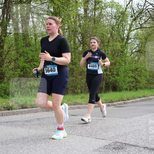 12.04.2026 - 45. Internationalen Wilhelmsburger Insellauf Yannick Fuchs http://msf.ph/oto/9506672 12.04.2026 13:01:29 Laufen 5640, 4465, 3638, 686 meine-sportfotos.de