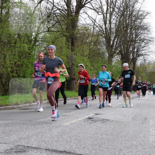 12.04.2026 - 45. Internationalen Wilhelmsburger Insellauf Yannick Fuchs http://msf.ph/oto/9506676 12.04.2026 13:01:30 Laufen 3638, 686, 5418, 3268, 4178, 10 meine-sportfotos.de