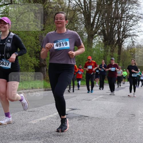 12.04.2026 - 45. Internationalen Wilhelmsburger Insellauf Yannick Fuchs http://msf.ph/oto/9506701 12.04.2026 13:01:36 Laufen 5637, 4919, 2114, 4648 meine-sportfotos.de
