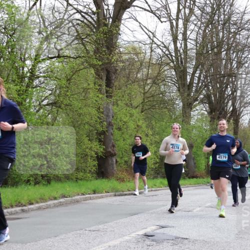 12.04.2026 - 45. Internationalen Wilhelmsburger Insellauf Yannick Fuchs http://msf.ph/oto/9506734 12.04.2026 13:01:43 Laufen 3445, 4669, 4578, 4579, 3462 meine-sportfotos.de