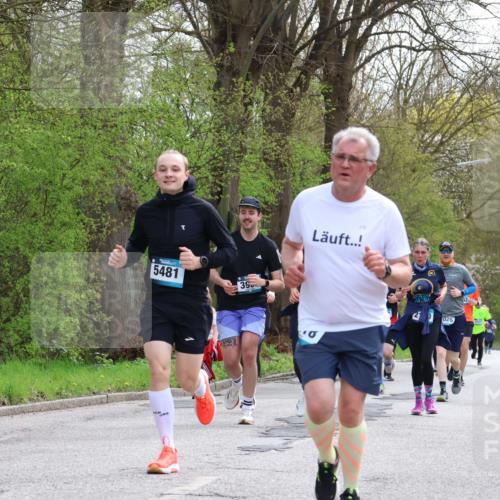12.04.2026 - 45. Internationalen Wilhelmsburger Insellauf Yannick Fuchs http://msf.ph/oto/9506771 12.04.2026 13:01:50 Laufen 5481, 35, 026, 4558 meine-sportfotos.de