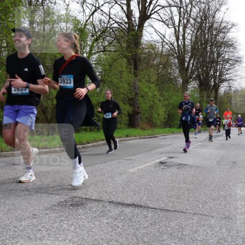 12.04.2026 - 45. Internationalen Wilhelmsburger Insellauf Yannick Fuchs http://msf.ph/oto/9506794 12.04.2026 13:01:56 Laufen 3935, 3933, 3942 meine-sportfotos.de