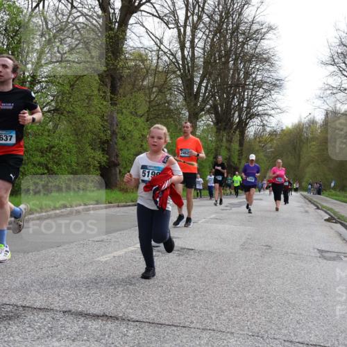 12.04.2026 - 45. Internationalen Wilhelmsburger Insellauf Yannick Fuchs http://msf.ph/oto/9506815 12.04.2026 13:02:02 Laufen 2637, 5190, 2462, 3469, 4568 meine-sportfotos.de