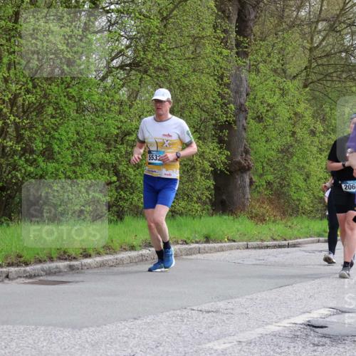 12.04.2026 - 45. Internationalen Wilhelmsburger Insellauf Yannick Fuchs http://msf.ph/oto/9506832 12.04.2026 13:02:05 Laufen 5532, 206, 3469, 5142 meine-sportfotos.de