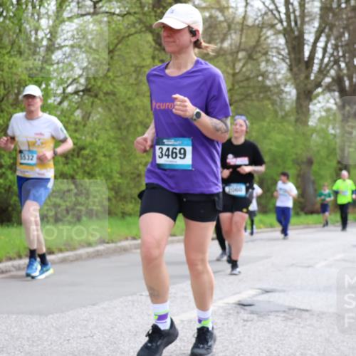 12.04.2026 - 45. Internationalen Wilhelmsburger Insellauf Yannick Fuchs http://msf.ph/oto/9506834 12.04.2026 13:02:06 Laufen 3532, 3469, 2060, 4554 meine-sportfotos.de