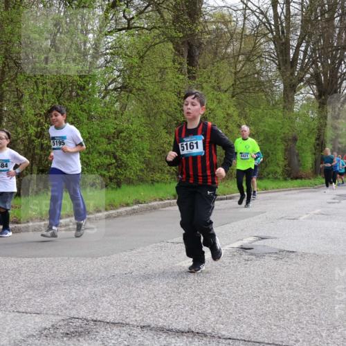 12.04.2026 - 45. Internationalen Wilhelmsburger Insellauf Yannick Fuchs http://msf.ph/oto/9506853 12.04.2026 13:02:11 Laufen 5584, 5195, 5161, 4421 meine-sportfotos.de