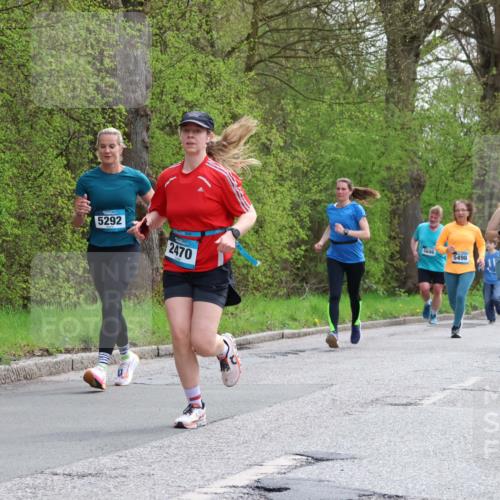 12.04.2026 - 45. Internationalen Wilhelmsburger Insellauf Yannick Fuchs http://msf.ph/oto/9506871 12.04.2026 13:02:16 Laufen 5292, 2470, 5686, 5498, 5266, 5675, 5265 meine-sportfotos.de