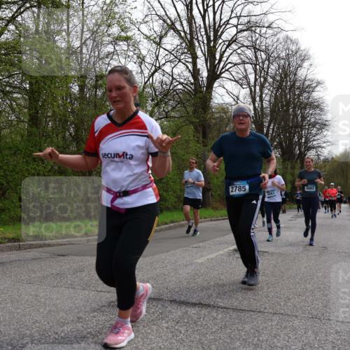 12.04.2026 - 45. Internationalen Wilhelmsburger Insellauf Yannick Fuchs http://msf.ph/oto/9506989 12.04.2026 13:02:42 Laufen 2785, 4662, 4663 meine-sportfotos.de