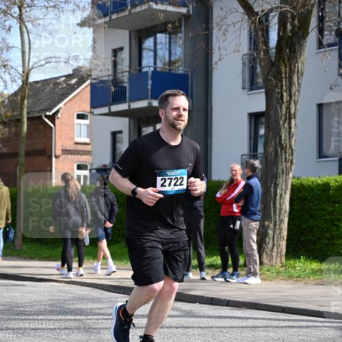 12.04.2026 - 45. Internationalen Wilhelmsburger Insellauf J. Mangold http://msf.ph/oto/9507021 12.04.2026 11:42:10 Ziel 2722, 5432 meine-sportfotos.de