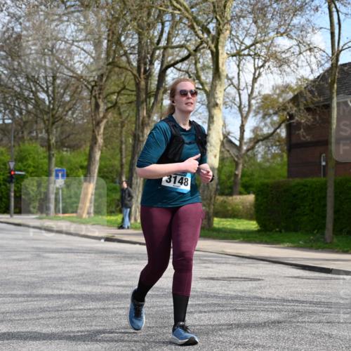 12.04.2026 - 45. Internationalen Wilhelmsburger Insellauf J. Mangold http://msf.ph/oto/9507233 12.04.2026 11:47:15 Ziel 3148, 3148, 3533, 3532, 3457 meine-sportfotos.de