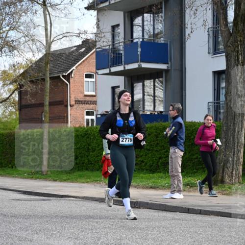 12.04.2026 - 45. Internationalen Wilhelmsburger Insellauf J. Mangold http://msf.ph/oto/9507391 12.04.2026 11:53:45 Ziel 4508, 2566, 2776, 2093, 2679, 2680 meine-sportfotos.de