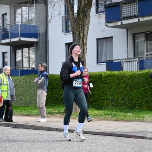 12.04.2026 - 45. Internationalen Wilhelmsburger Insellauf J. Mangold http://msf.ph/oto/9507402 12.04.2026 11:53:45 Ziel 4508, 2566, 2776, 2093, 2679, 2680 meine-sportfotos.de