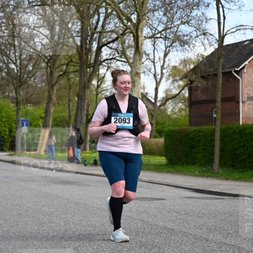 12.04.2026 - 45. Internationalen Wilhelmsburger Insellauf J. Mangold http://msf.ph/oto/9507434 12.04.2026 11:54:00 Ziel 2776, 2093, 2679, 2680 meine-sportfotos.de