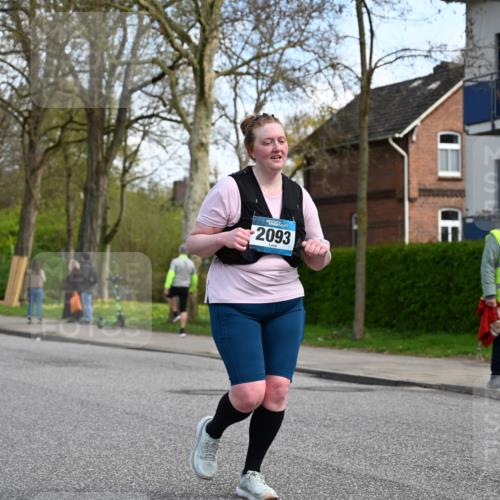 12.04.2026 - 45. Internationalen Wilhelmsburger Insellauf J. Mangold http://msf.ph/oto/9507439 12.04.2026 11:54:00 Ziel 2776, 2093, 2679, 2680 meine-sportfotos.de