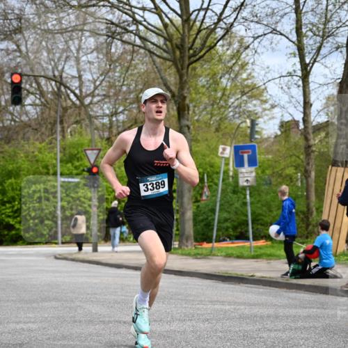 12.04.2026 - 45. Internationalen Wilhelmsburger Insellauf J. Mangold http://msf.ph/oto/9507504 12.04.2026 12:46:35 Ziel 3389, 5365, 3048, 5413, 4656, 5556, 5709 meine-sportfotos.de