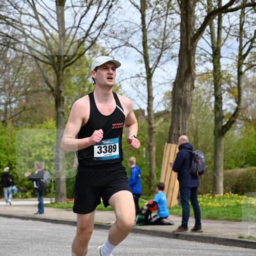 12.04.2026 - 45. Internationalen Wilhelmsburger Insellauf J. Mangold http://msf.ph/oto/9507508 12.04.2026 12:46:35 Ziel 3389, 5365, 3048, 5413, 4656, 5556, 5709 meine-sportfotos.de