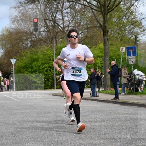 12.04.2026 - 45. Internationalen Wilhelmsburger Insellauf J. Mangold http://msf.ph/oto/9507801 12.04.2026 12:49:03 Ziel 4876, 2378, 5625, 5711, 5566, 3816, 5335, 5335, 3612, 2403, 5793 meine-sportfotos.de