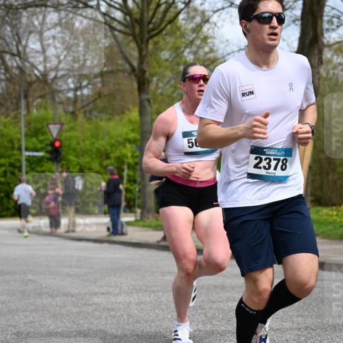 12.04.2026 - 45. Internationalen Wilhelmsburger Insellauf J. Mangold http://msf.ph/oto/9507811 12.04.2026 12:49:04 Ziel 4876, 2378, 5625, 5711, 5711, 5566, 3816, 5335, 3612, 2403, 3612, 2403, 5793 meine-sportfotos.de