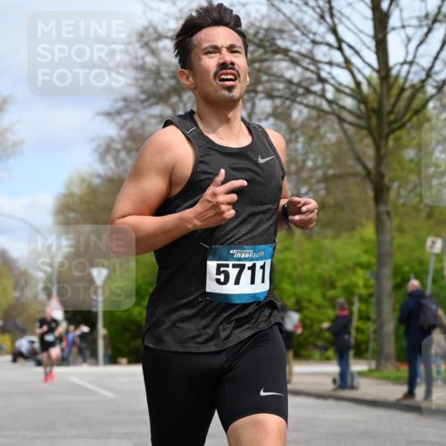 12.04.2026 - 45. Internationalen Wilhelmsburger Insellauf J. Mangold http://msf.ph/oto/9507825 12.04.2026 12:49:15 Ziel 4876, 2378, 5625, 5711, 5566, 3816, 5335, 5335, 3612, 2403, 5793 meine-sportfotos.de