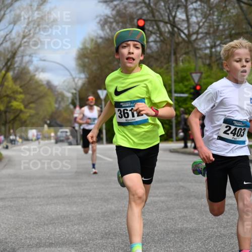 12.04.2026 - 45. Internationalen Wilhelmsburger Insellauf J. Mangold http://msf.ph/oto/9507876 12.04.2026 12:49:31 Ziel 5566, 3816, 5335, 3612, 2403, 5793, 5527, 4505, 4505, 5146, 5280 meine-sportfotos.de
