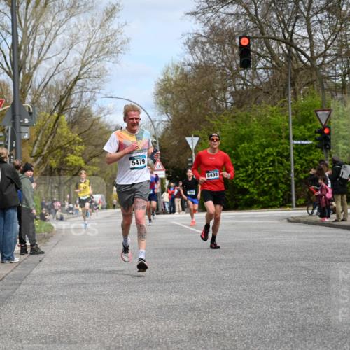 12.04.2026 - 45. Internationalen Wilhelmsburger Insellauf J. Mangold http://msf.ph/oto/9508198 12.04.2026 12:51:50 Ziel 5809, 5326, 2787, 5627, 5493, 4560, 2779, 3903, 5479, 5797, 4529, 5758, 2033, 4571, 4571, 2414, 4609 meine-sportfotos.de