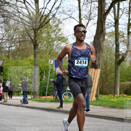12.04.2026 - 45. Internationalen Wilhelmsburger Insellauf J. Mangold http://msf.ph/oto/9508327 12.04.2026 12:52:20 Ziel 5758, 2033, 4571, 2414, 4609, 5779, 5779, 4346, 5763, 2896 meine-sportfotos.de