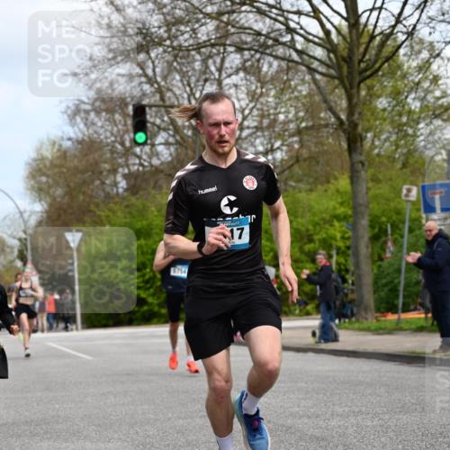 12.04.2026 - 45. Internationalen Wilhelmsburger Insellauf J. Mangold http://msf.ph/oto/9508570 12.04.2026 12:53:44 Ziel 3293, 4317, 5227, 3294, 3520, 5143, 5754, 4592, 4455, 4037, 5784, 5785, 4658, 5787, 3254, 5788, 3000, 4823, 5743, 4924 meine-sportfotos.de