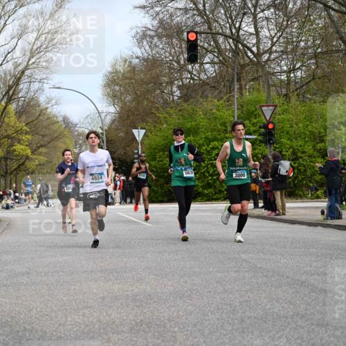 12.04.2026 - 45. Internationalen Wilhelmsburger Insellauf J. Mangold http://msf.ph/oto/9508655 12.04.2026 12:54:08 Ziel 5787, 3254, 5788, 3000, 4823, 5743, 4924, 5630, 5858, 3661, 2852, 2085, 5016, 3157, 5283 meine-sportfotos.de