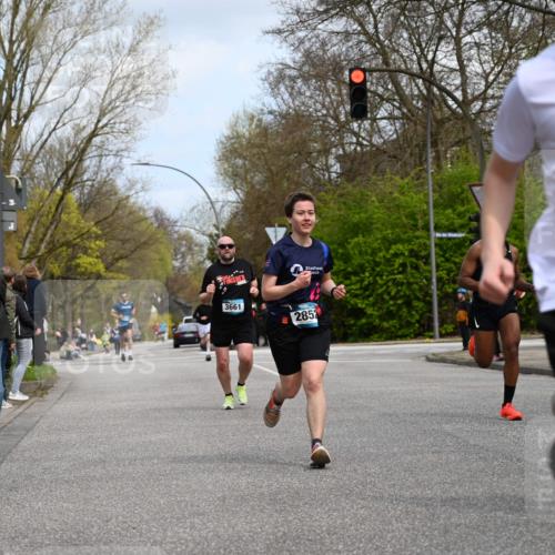 12.04.2026 - 45. Internationalen Wilhelmsburger Insellauf J. Mangold http://msf.ph/oto/9508674 12.04.2026 12:54:11 Ziel 5787, 3254, 5788, 3000, 4823, 5743, 4924, 5630, 5858, 3661, 2852, 2085, 2085, 5016, 3157, 5283, 3163, 4472, 5478 meine-sportfotos.de