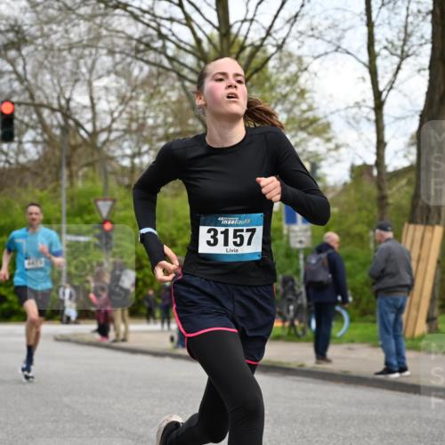 12.04.2026 - 45. Internationalen Wilhelmsburger Insellauf J. Mangold http://msf.ph/oto/9508739 12.04.2026 12:54:41 Ziel 5016, 3157, 5283, 3163, 4472, 5478, 5513, 5513, 5296, 4570, 3302, 2235, 3899, 3300, 5213, 3411, 3411, 4041, 5086, 5087, 4079, 4678, 3177 meine-sportfotos.de