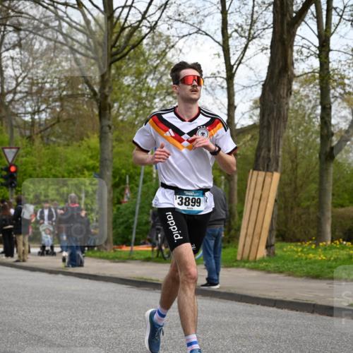 12.04.2026 - 45. Internationalen Wilhelmsburger Insellauf J. Mangold http://msf.ph/oto/9508749 12.04.2026 12:54:58 Ziel 3163, 4472, 5478, 5513, 5296, 4570, 3302, 2235, 3899, 3300, 5213, 3411, 4041, 5086, 5087, 4079, 4678, 3177, 5119, 2737, 2820 meine-sportfotos.de