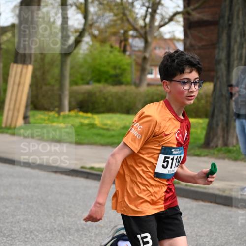 12.04.2026 - 45. Internationalen Wilhelmsburger Insellauf J. Mangold http://msf.ph/oto/9508840 12.04.2026 12:55:24 Ziel 4079, 4678, 3177, 5119, 2737, 2820, 5109, 5109, 5361, 4811, 4728, 3315, 5463, 4459, 5817, 5817, 5321, 4311, 2017, 2074, 5780, 5857, 2937, 5113 meine-sportfotos.de