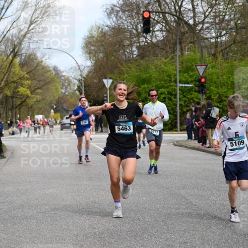 12.04.2026 - 45. Internationalen Wilhelmsburger Insellauf J. Mangold http://msf.ph/oto/9508862 12.04.2026 12:55:35 Ziel 2737, 2820, 5109, 5361, 4811, 4728, 3315, 5463, 4459, 4459, 5817, 5321, 4311, 2017, 2074, 5780, 5857, 2937, 5113, 2937, 5113, 5118, 3404, 2344, 5114, 5255, 4269, 3627 meine-sportfotos.de