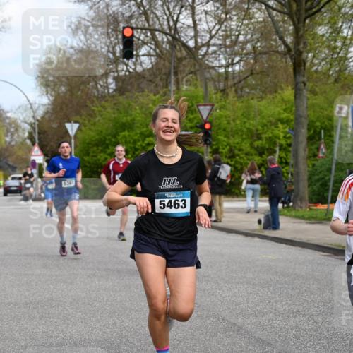 12.04.2026 - 45. Internationalen Wilhelmsburger Insellauf J. Mangold http://msf.ph/oto/9508871 12.04.2026 12:55:36 Ziel 2737, 2820, 5109, 5361, 4811, 4728, 3315, 5463, 4459, 5817, 5817, 5321, 4311, 2017, 2074, 5780, 5857, 2937, 5113, 5118, 3404, 2344, 5114, 5255, 4269, 3627, 5133 meine-sportfotos.de