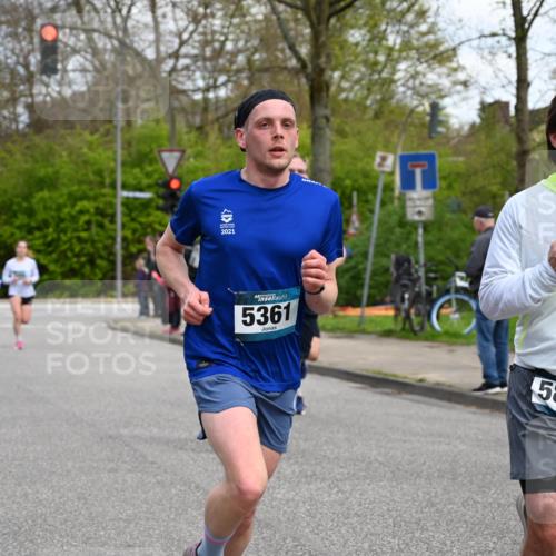 12.04.2026 - 45. Internationalen Wilhelmsburger Insellauf J. Mangold http://msf.ph/oto/9508897 12.04.2026 12:55:38 Ziel 2820, 5109, 5361, 4811, 4728, 3315, 5463, 4459, 5817, 5321, 4311, 2017, 2074, 5780, 5857, 2937, 5113, 5118, 3404, 3404, 2344, 5114, 5255, 4269, 3627, 5133, 5680 meine-sportfotos.de