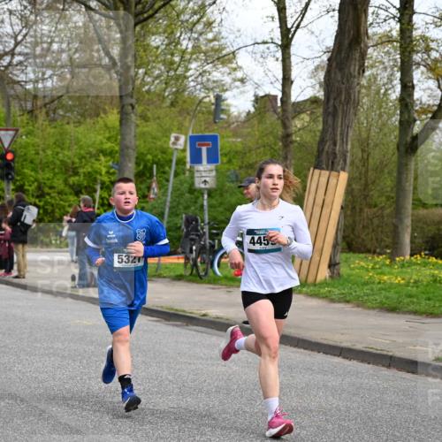 12.04.2026 - 45. Internationalen Wilhelmsburger Insellauf J. Mangold http://msf.ph/oto/9508904 12.04.2026 12:55:42 Ziel 5109, 5361, 4811, 4728, 3315, 5463, 4459, 5817, 5321, 4311, 2017, 2074, 5780, 2017, 2074, 5780, 5857, 2937, 5113, 5118, 3404, 2344, 5114, 5255, 5255, 4269, 3627, 5133, 5680, 4545, 5101 meine-sportfotos.de
