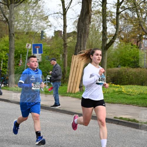 12.04.2026 - 45. Internationalen Wilhelmsburger Insellauf J. Mangold http://msf.ph/oto/9508908 12.04.2026 12:55:43 Ziel 5109, 5361, 4811, 4728, 3315, 5463, 4459, 5817, 5321, 4311, 2017, 2074, 5780, 5857, 5857, 2937, 5113, 5118, 3404, 2344, 5114, 5255, 4269, 3627, 5133, 5680, 4545, 5101 meine-sportfotos.de