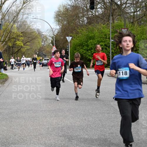 12.04.2026 - 45. Internationalen Wilhelmsburger Insellauf J. Mangold http://msf.ph/oto/9508955 12.04.2026 12:55:53 Ziel 4728, 3315, 5463, 4459, 5817, 5321, 4311, 2017, 2074, 5780, 5857, 2937, 5113, 5118, 3404, 2344, 5114, 5255, 4269, 3627, 5133, 5680, 4545, 4545, 5101, 4261, 4933, 5131, 5184 meine-sportfotos.de
