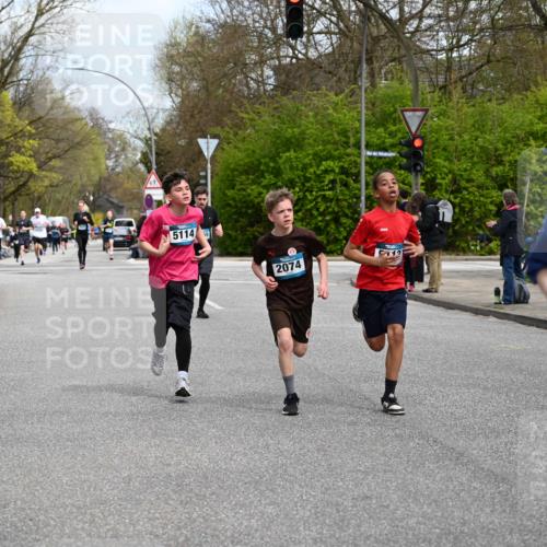 12.04.2026 - 45. Internationalen Wilhelmsburger Insellauf J. Mangold http://msf.ph/oto/9508962 12.04.2026 12:55:53 Ziel 4728, 3315, 5463, 4459, 5817, 5321, 4311, 2017, 2074, 5780, 5857, 2937, 5113, 5118, 3404, 2344, 5114, 5255, 4269, 3627, 5133, 5680, 4545, 4545, 5101, 4261, 4933, 5131, 5184 meine-sportfotos.de