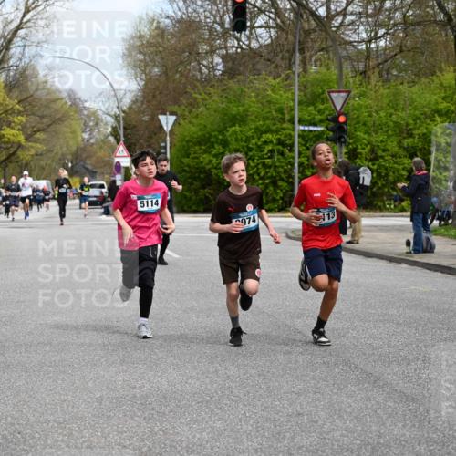 12.04.2026 - 45. Internationalen Wilhelmsburger Insellauf J. Mangold http://msf.ph/oto/9508963 12.04.2026 12:55:53 Ziel 4728, 3315, 5463, 4459, 5817, 5321, 4311, 2017, 2074, 5780, 5857, 2937, 5113, 5118, 3404, 2344, 5114, 5255, 4269, 3627, 5133, 5680, 4545, 4545, 5101, 4261, 4933, 5131, 5184 meine-sportfotos.de