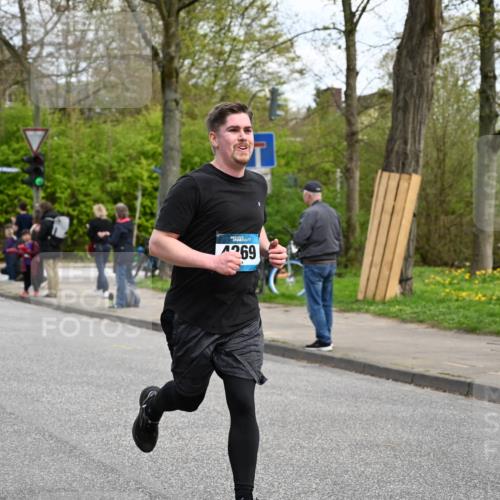 12.04.2026 - 45. Internationalen Wilhelmsburger Insellauf J. Mangold http://msf.ph/oto/9508981 12.04.2026 12:55:58 Ziel 4459, 5817, 5321, 4311, 2017, 2074, 5780, 5857, 2937, 5113, 5118, 3404, 2344, 5114, 5255, 4269, 3627, 5133, 5680, 4545, 5101, 4261, 4933, 5131, 5184, 5446, 4859, 5729, 5134, 3620 meine-sportfotos.de