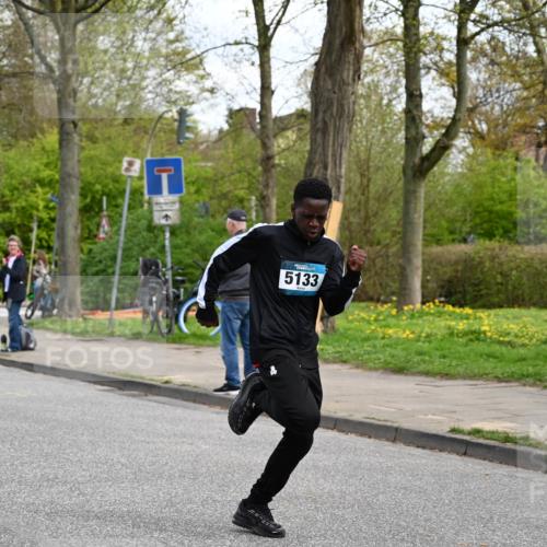 12.04.2026 - 45. Internationalen Wilhelmsburger Insellauf J. Mangold http://msf.ph/oto/9509026 12.04.2026 12:56:12 Ziel 2937, 5113, 5118, 3404, 2344, 5114, 5255, 4269, 3627, 5133, 5680, 4545, 5101, 4261, 4933, 5131, 5184, 5446, 4859, 5729, 5134, 3620, 4848, 5410, 4848, 5410, 4168, 4921, 4922, 4237, 5094, 4835, 5141, 5549 meine-sportfotos.de