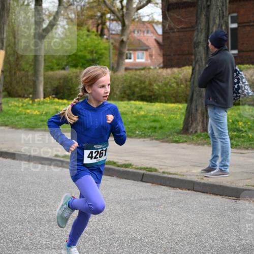 12.04.2026 - 45. Internationalen Wilhelmsburger Insellauf J. Mangold http://msf.ph/oto/9509052 12.04.2026 12:56:16 Ziel 2344, 5114, 5255, 4269, 3627, 5133, 5680, 4545, 5101, 4261, 4933, 5131, 5184, 5446, 4859, 5729, 5134, 3620, 4848, 5410, 4168, 4921, 4922, 4237, 4237, 5094, 4835, 5141, 5549, 5163, 5147 meine-sportfotos.de