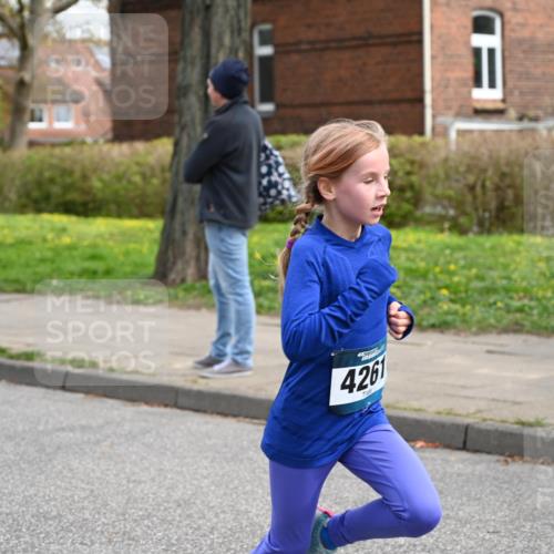 12.04.2026 - 45. Internationalen Wilhelmsburger Insellauf J. Mangold http://msf.ph/oto/9509056 12.04.2026 12:56:16 Ziel 2344, 5114, 5255, 4269, 3627, 5133, 5680, 4545, 5101, 4261, 4933, 5131, 5184, 5446, 4859, 5729, 5134, 3620, 4848, 5410, 4168, 4921, 4922, 4237, 4237, 5094, 4835, 5141, 5549, 5163, 5147 meine-sportfotos.de