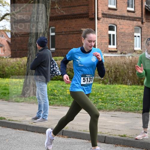 12.04.2026 - 45. Internationalen Wilhelmsburger Insellauf J. Mangold http://msf.ph/oto/9509071 12.04.2026 12:56:20 Ziel 4269, 3627, 5133, 5680, 4545, 5101, 4261, 4933, 5131, 5184, 5446, 4859, 5729, 5134, 3620, 4848, 5410, 4168, 4921, 4922, 4237, 5094, 4835, 5141, 5549, 5163, 5147, 3600, 2491 meine-sportfotos.de
