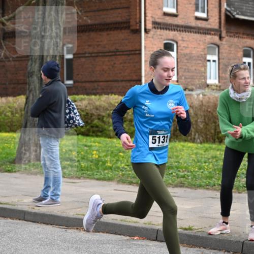 12.04.2026 - 45. Internationalen Wilhelmsburger Insellauf J. Mangold http://msf.ph/oto/9509072 12.04.2026 12:56:20 Ziel 4269, 3627, 5133, 5680, 4545, 5101, 4261, 4933, 5131, 5184, 5446, 4859, 5729, 5134, 3620, 4848, 5410, 4168, 4921, 4922, 4237, 5094, 4835, 5141, 5549, 5163, 5147, 3600, 2491 meine-sportfotos.de