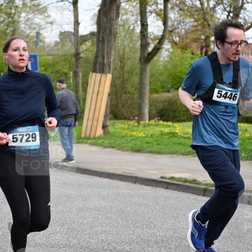 12.04.2026 - 45. Internationalen Wilhelmsburger Insellauf J. Mangold http://msf.ph/oto/9509075 12.04.2026 12:56:21 Ziel 4269, 3627, 5133, 5680, 4545, 5101, 4261, 4933, 5131, 5184, 5446, 4859, 5729, 5134, 3620, 3620, 4848, 5410, 4168, 4921, 4922, 4237, 5094, 4835, 5141, 5549, 5163, 5147, 3600, 2491, 3985 meine-sportfotos.de