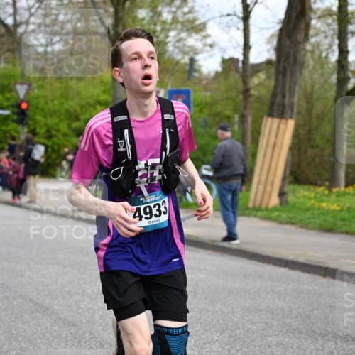 12.04.2026 - 45. Internationalen Wilhelmsburger Insellauf J. Mangold http://msf.ph/oto/9509087 12.04.2026 12:56:22 Ziel 3627, 5133, 5680, 4545, 5101, 4261, 4933, 5131, 5184, 5446, 4859, 5729, 5134, 3620, 4848, 5410, 4168, 4921, 4922, 4237, 5094, 4835, 5141, 5549, 5163, 5147, 3600, 2491, 3985, 4598 meine-sportfotos.de